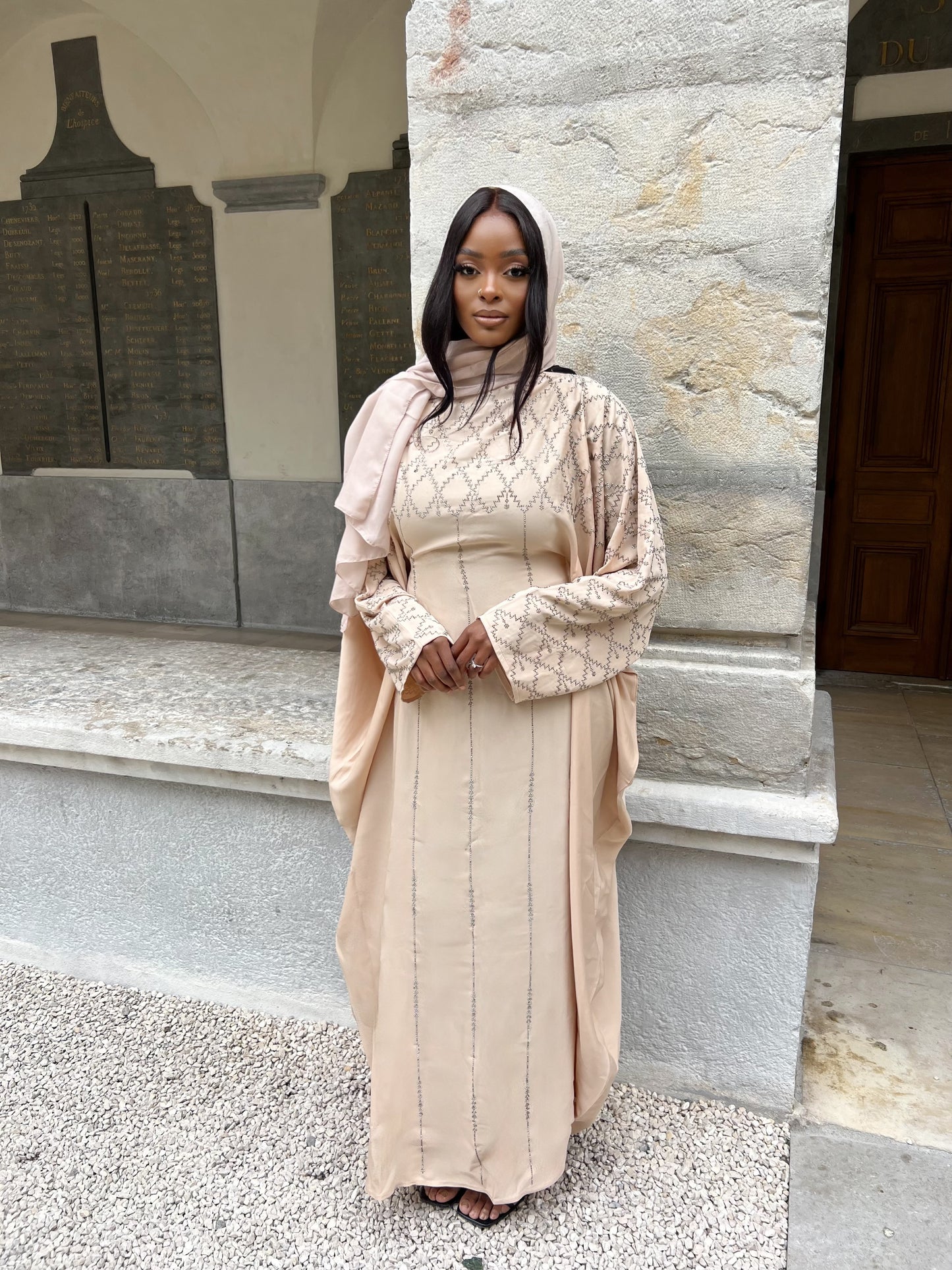 Abaya Emna